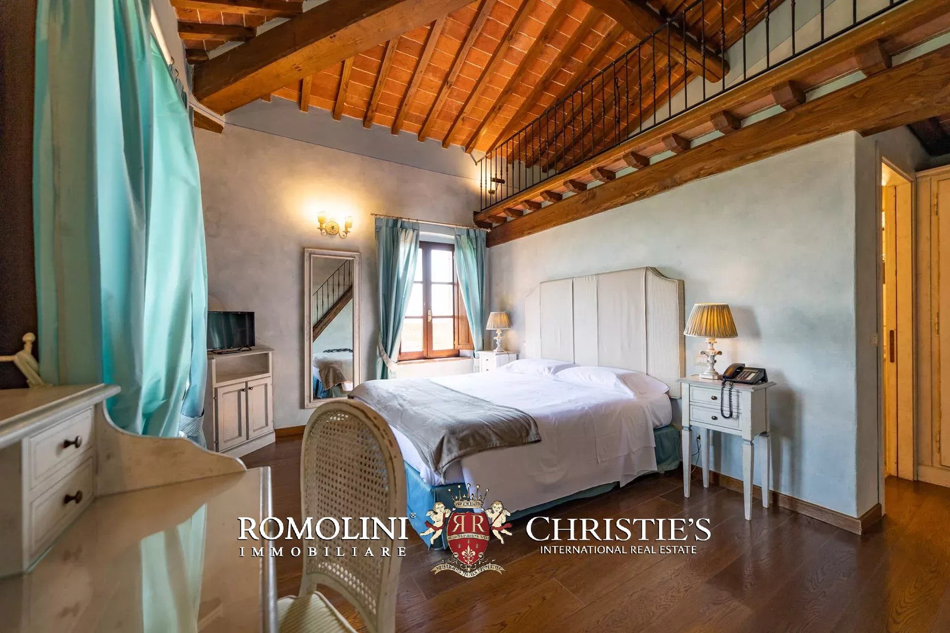 14 Bedroom Villa/Townhouse's Image 75