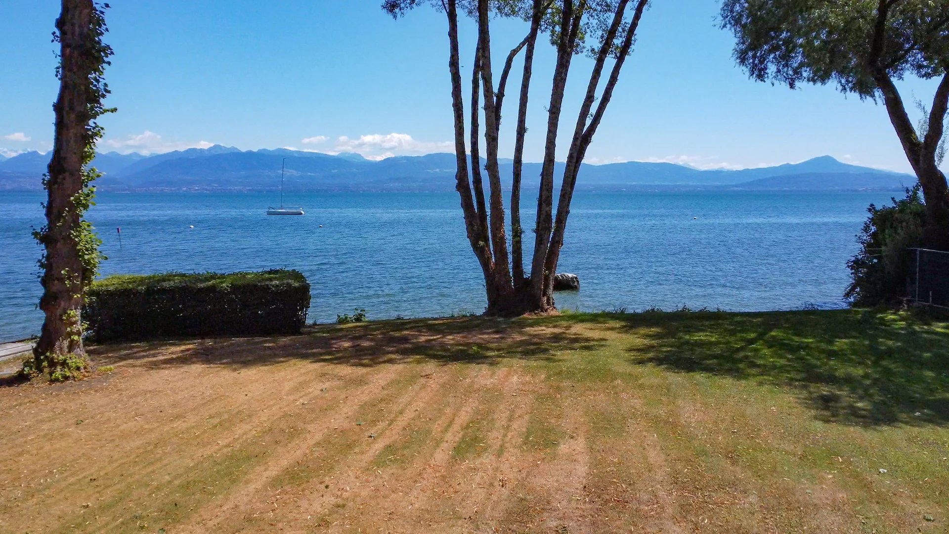 Propriété pieds dans l'eau