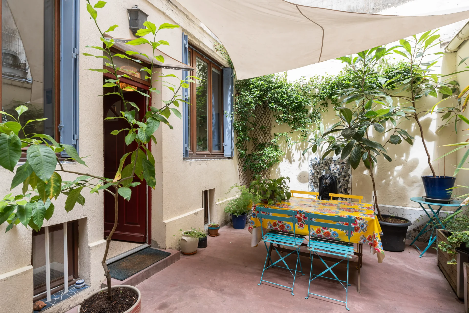 Paris 10e - RUE DES DEUX GARES