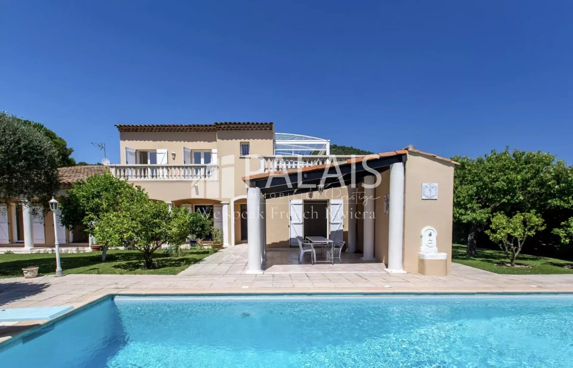 Agence immobilière de 