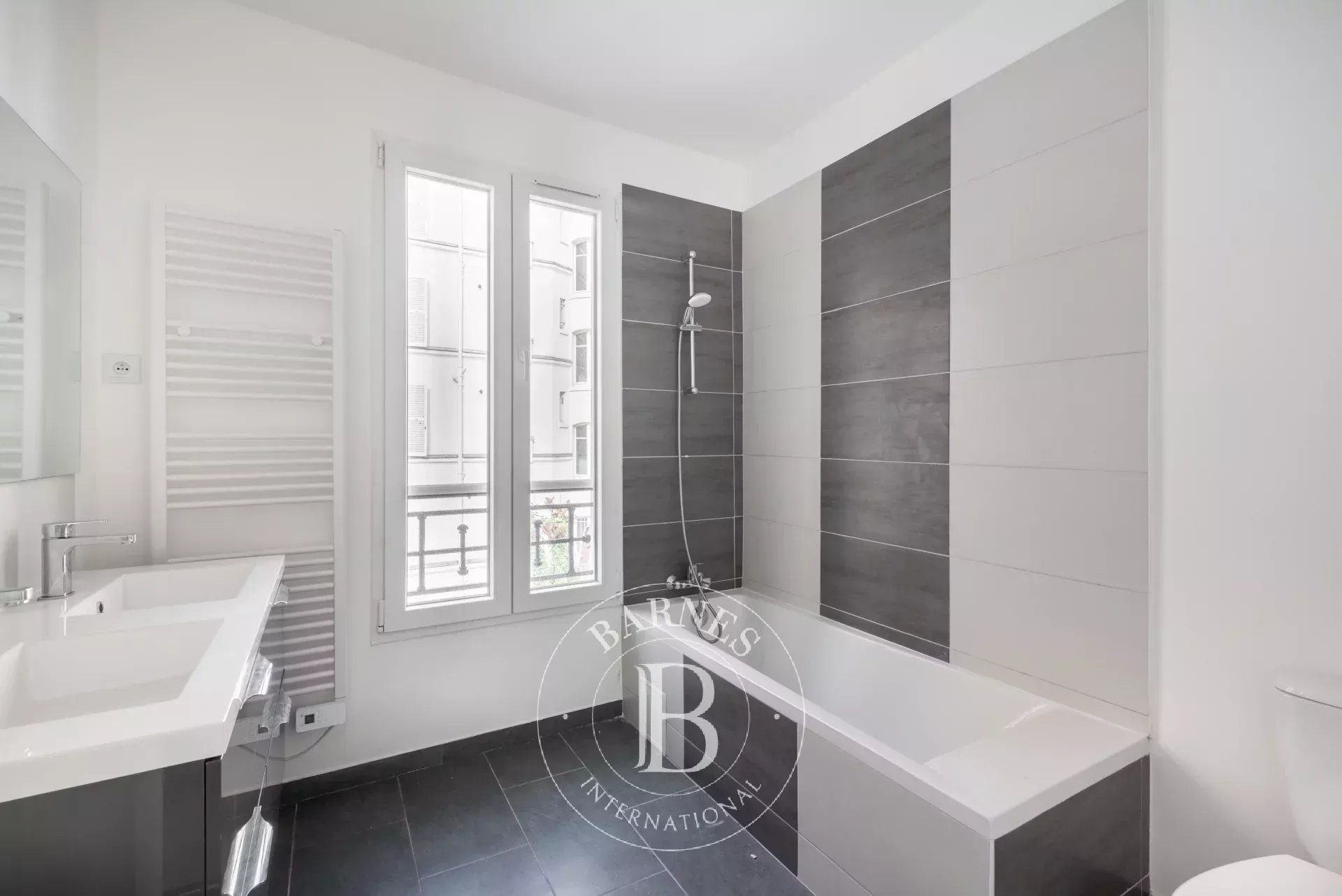 Daire Paris 17ème - picture 13