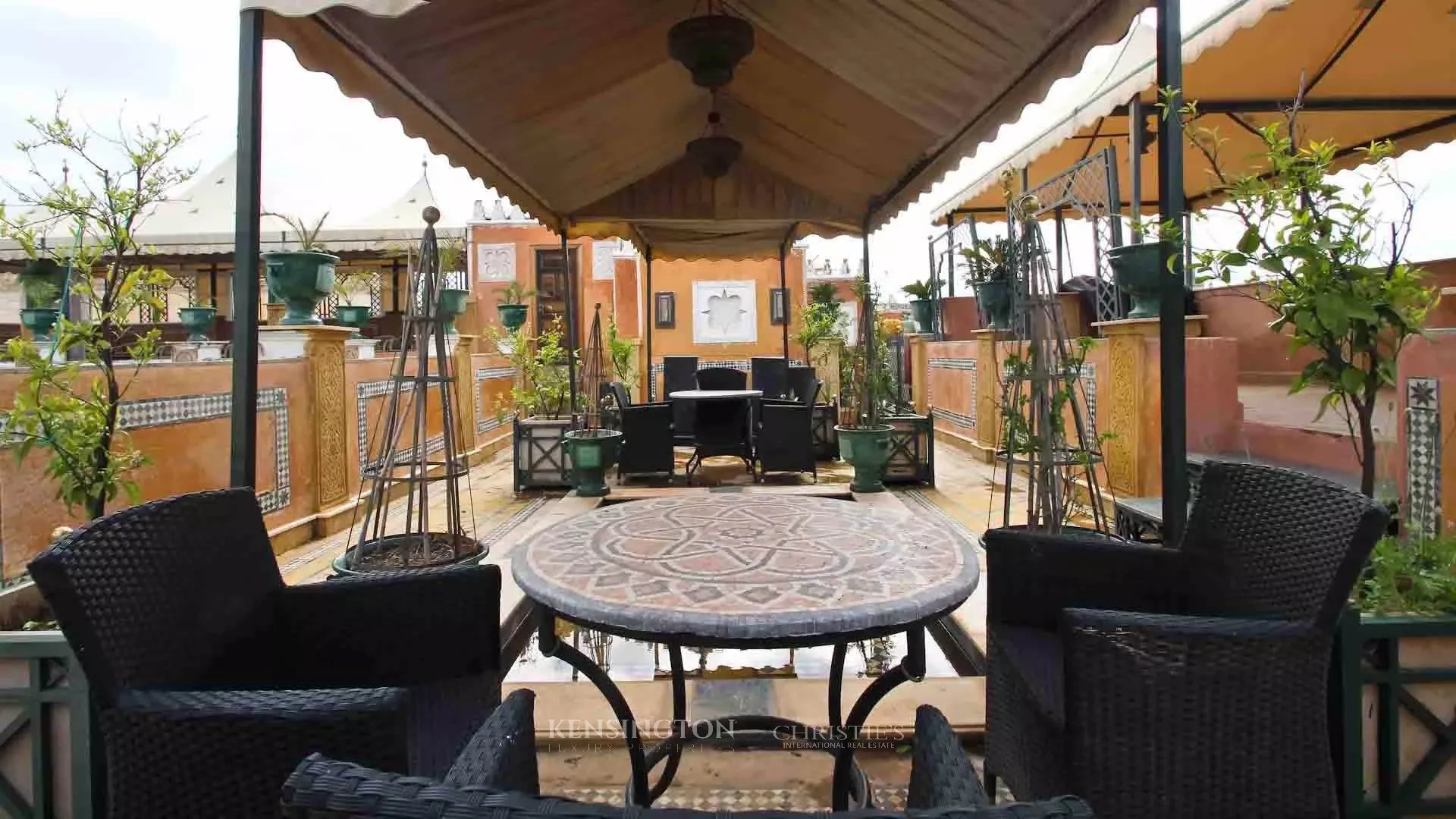 6 Bedroom Villa/Townhouse's Image 23