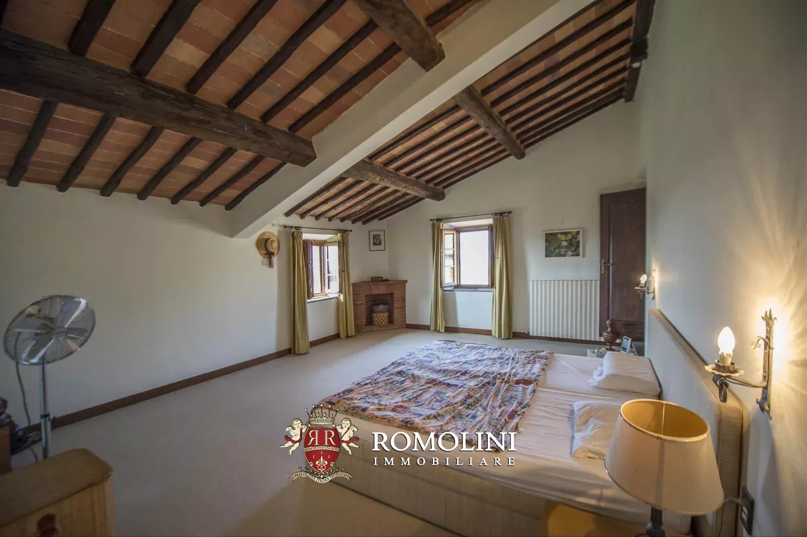 20 Bedroom Vineyard's Image 49
