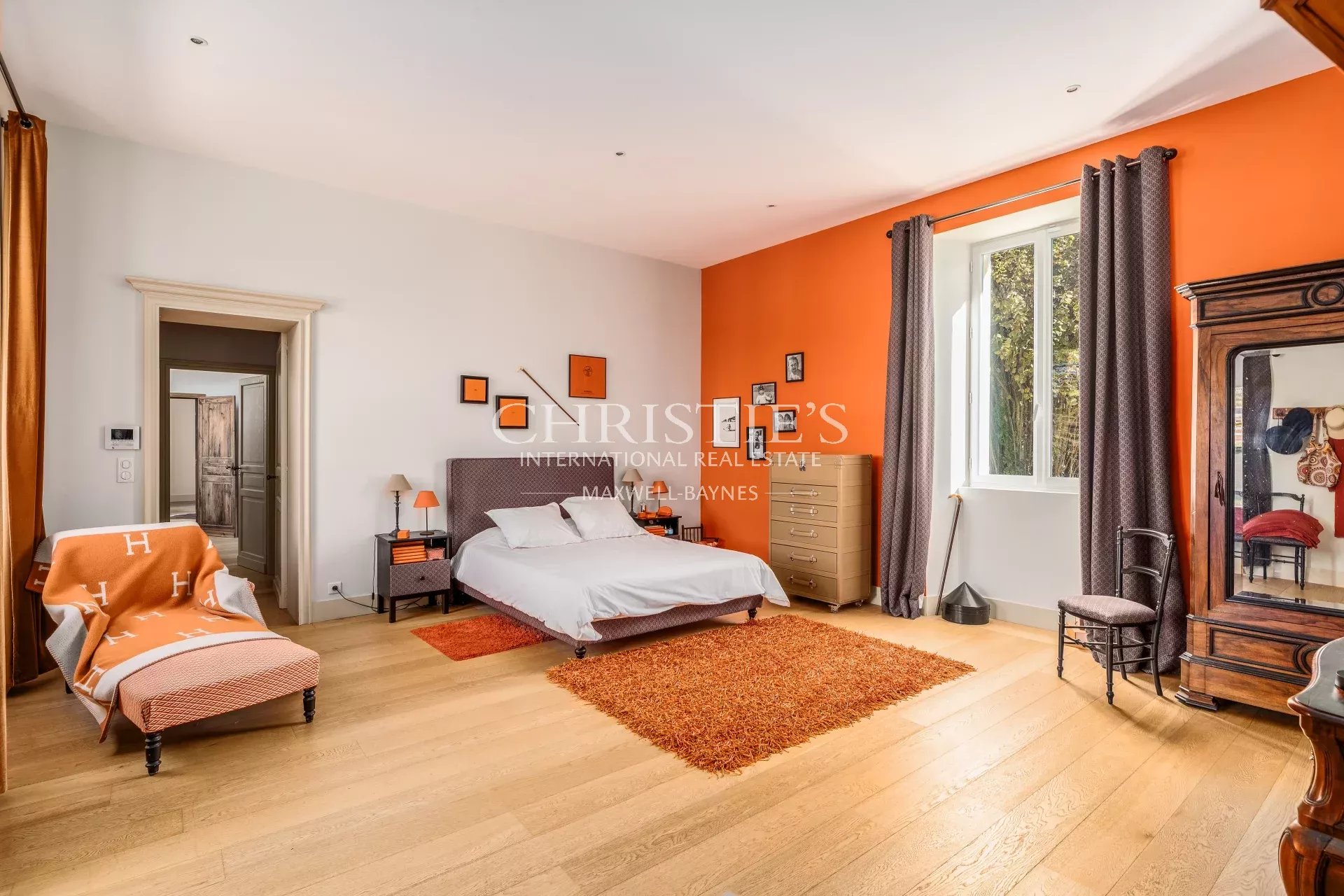 6 Bedroom Villa/Townhouse's Image 13