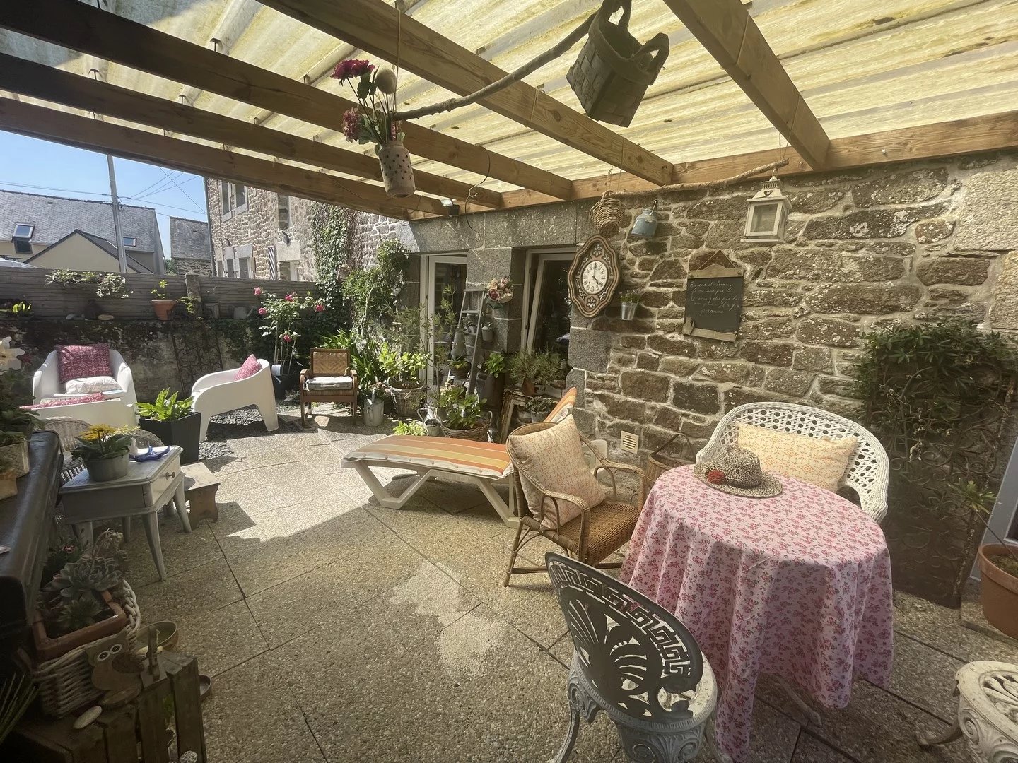 MAISON EN PIERRES AUX PORTES DE DINAN