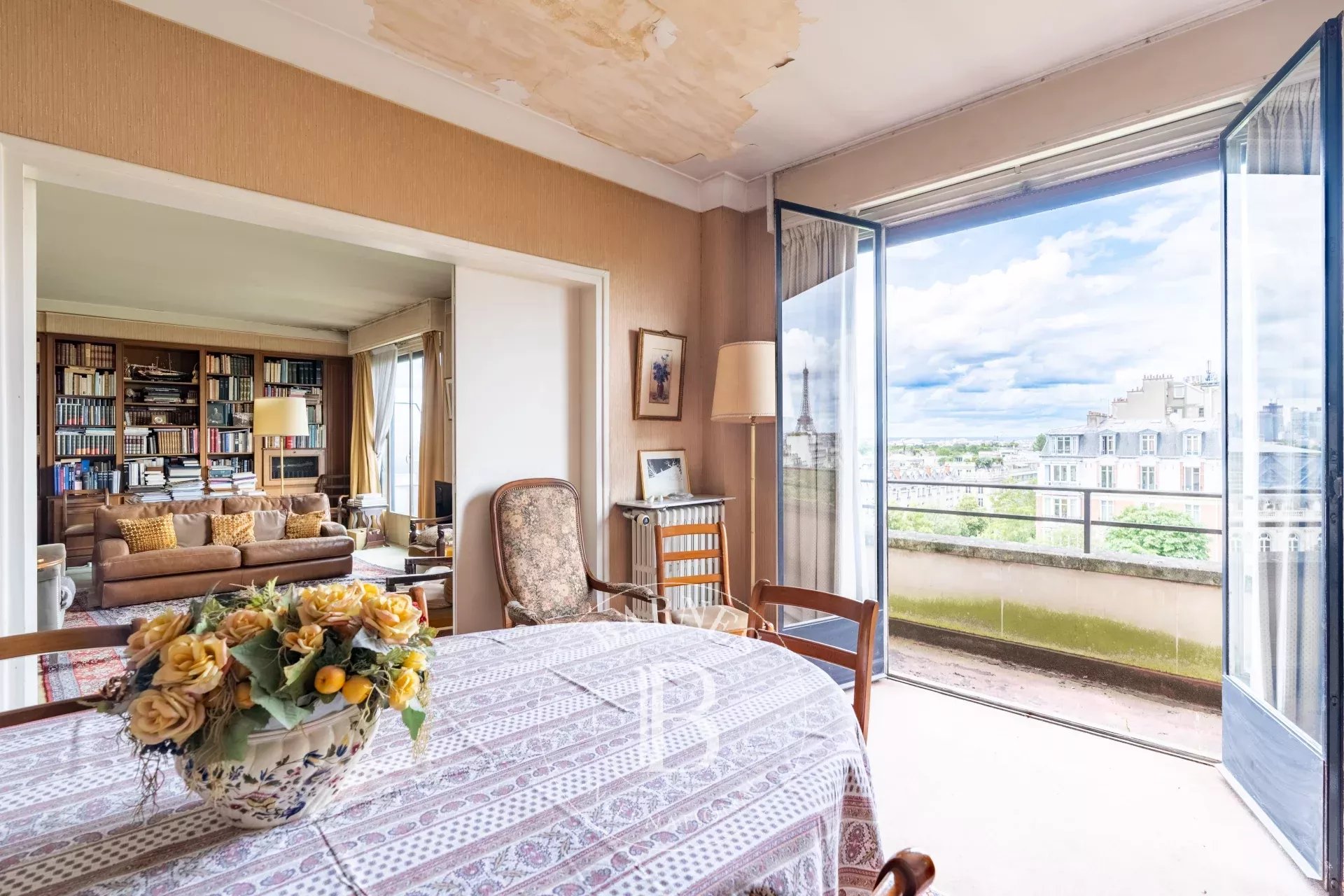 Paris 16 - Muette - Exceptional view - Family apartment with reception rooms - Balconies - picture 4