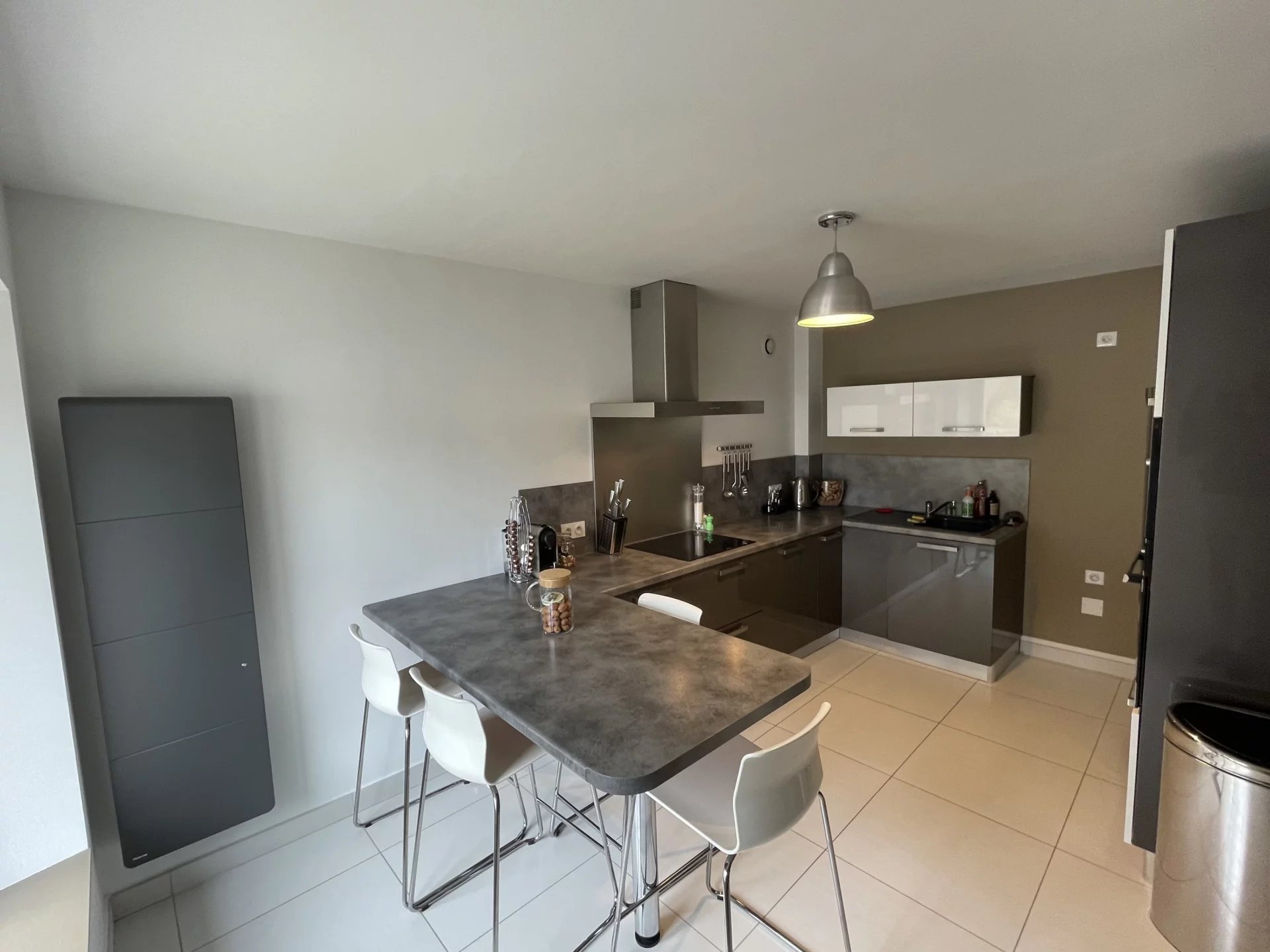 Appartement duplex Prémanon – 2 chambres, terrasse, garage – Proche pistes et frontière suisse