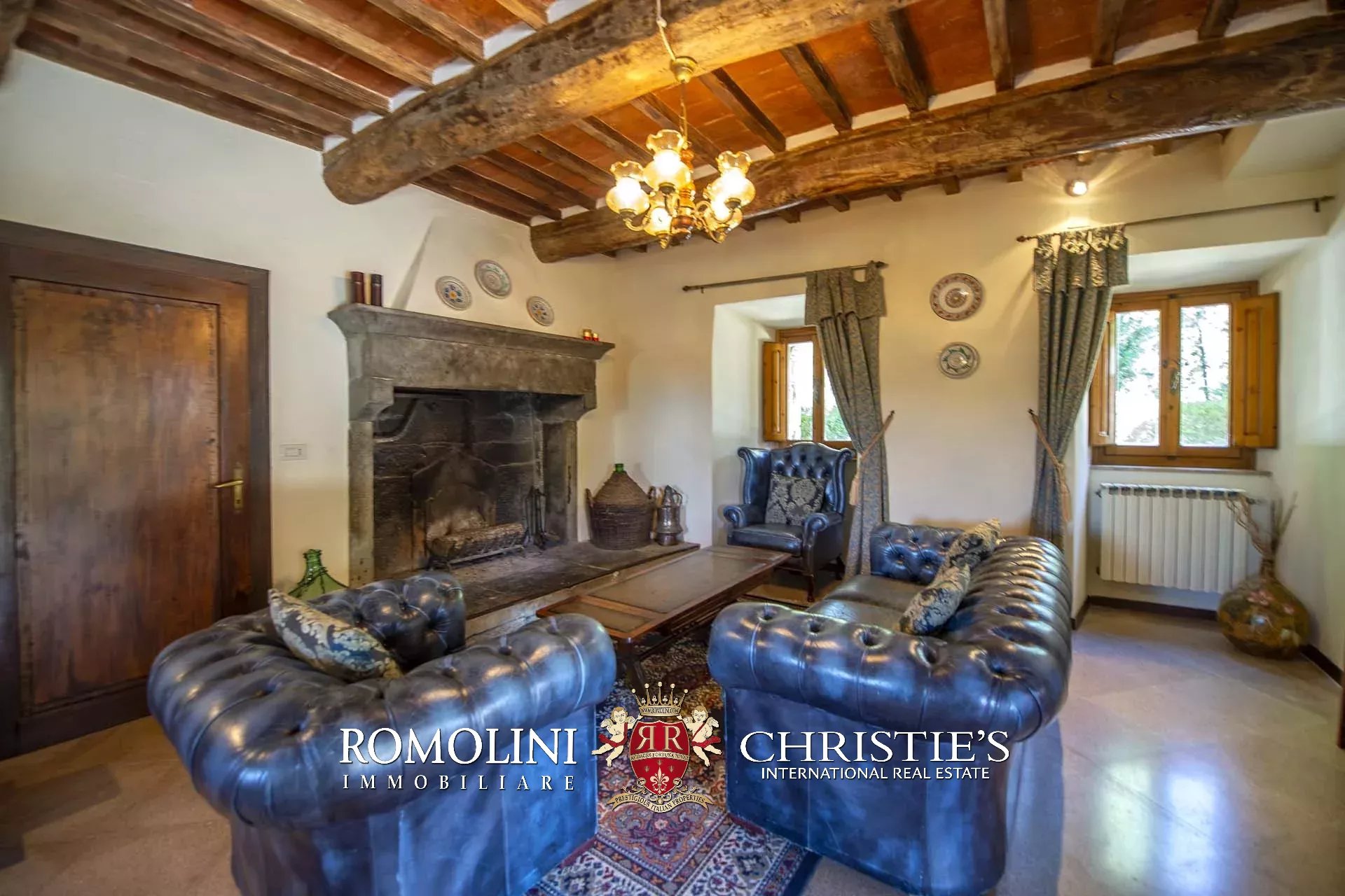 10 Bedroom Villa/Townhouse's Image 37