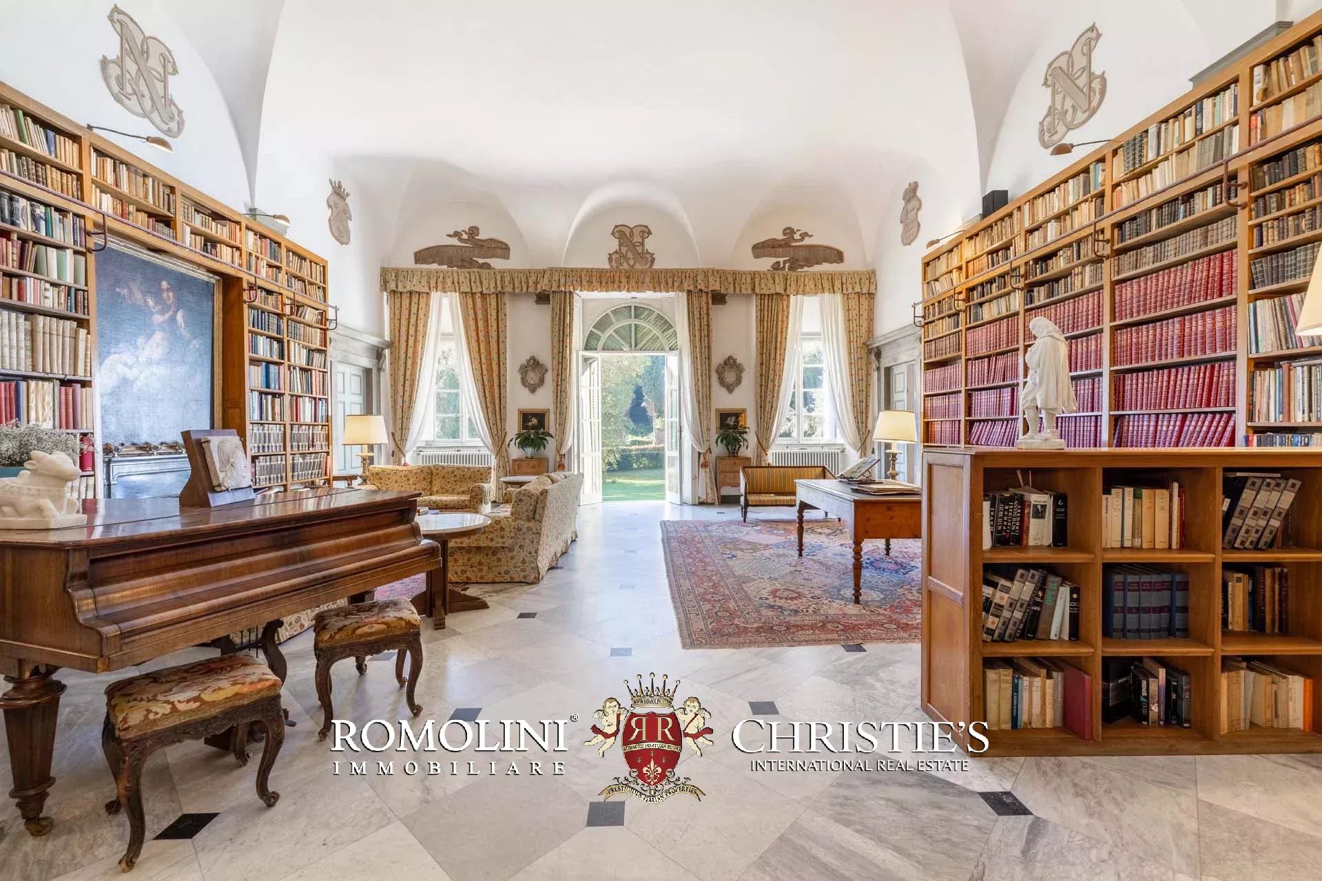 14 Bedroom Villa/Townhouse's Image 72