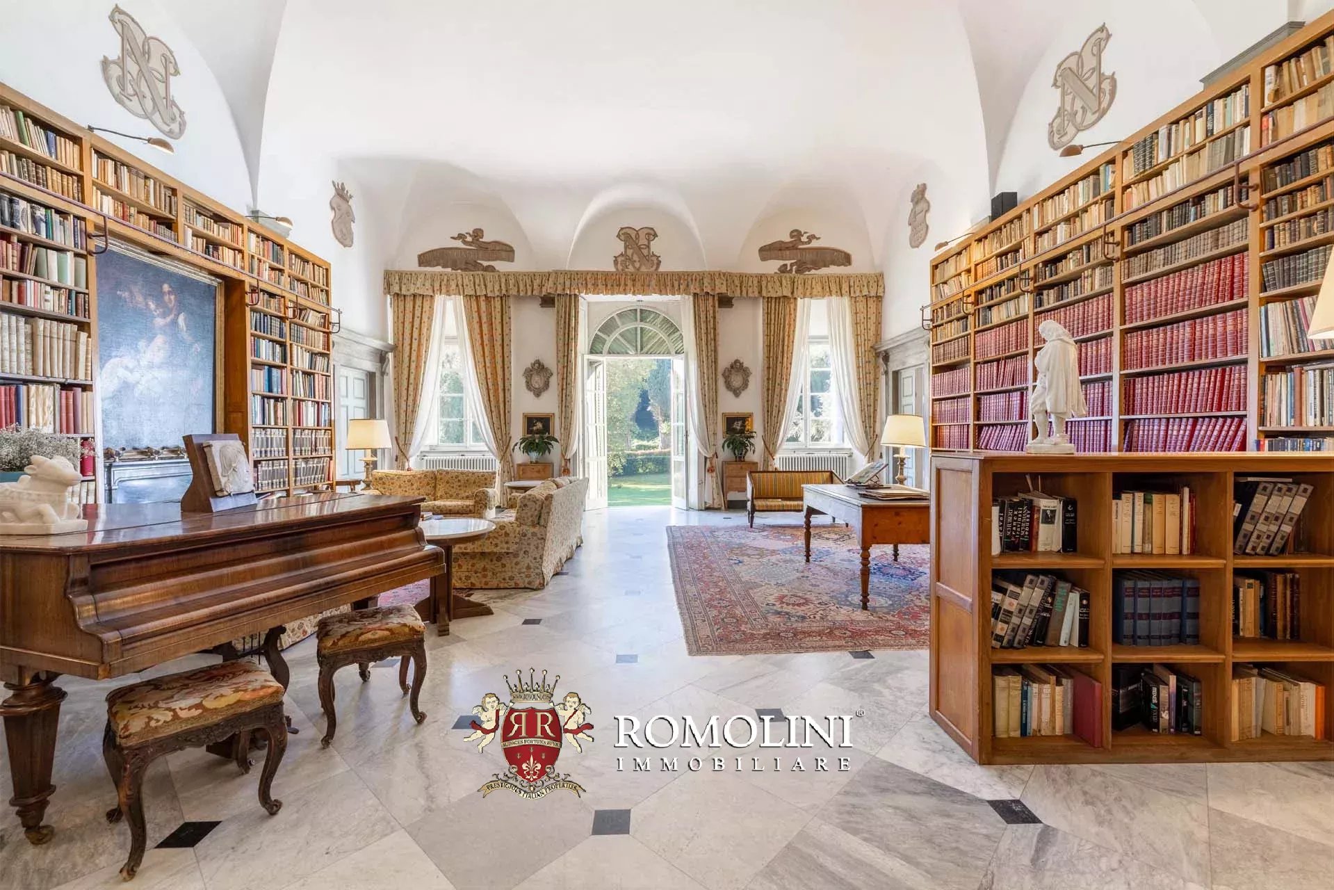 14 Bedroom Villa/Townhouse's Image 72