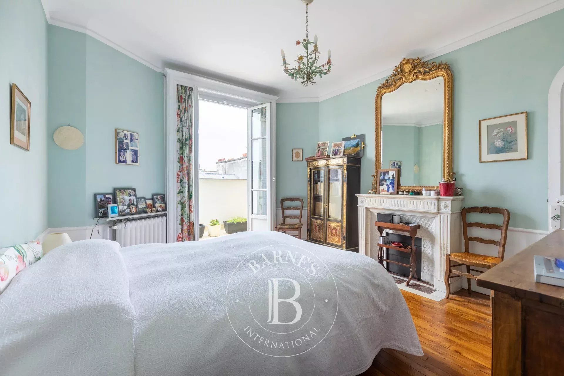 Daire Paris 8ème - picture 15