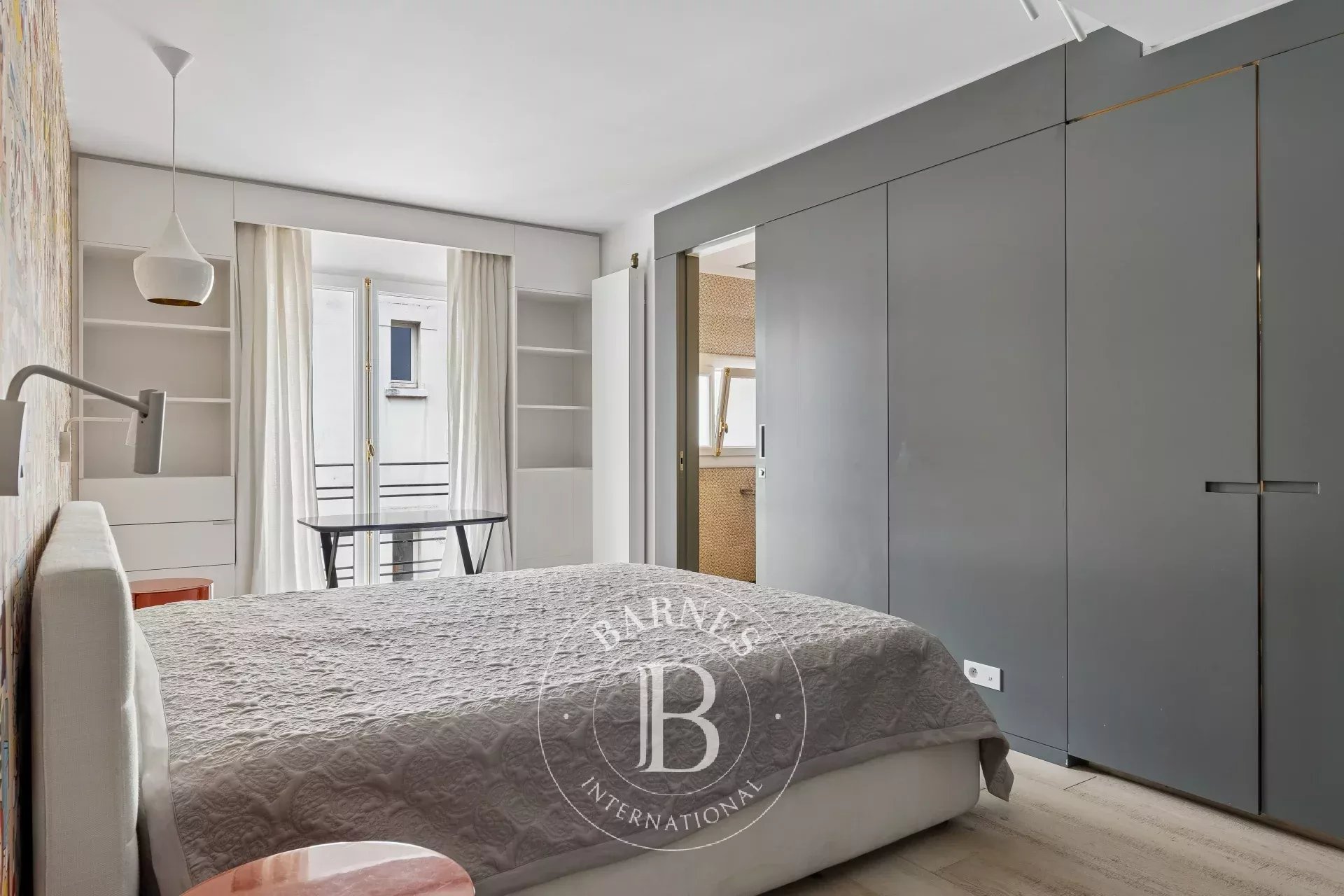 Paris  - Apartment 4 Bedrooms - picture 12