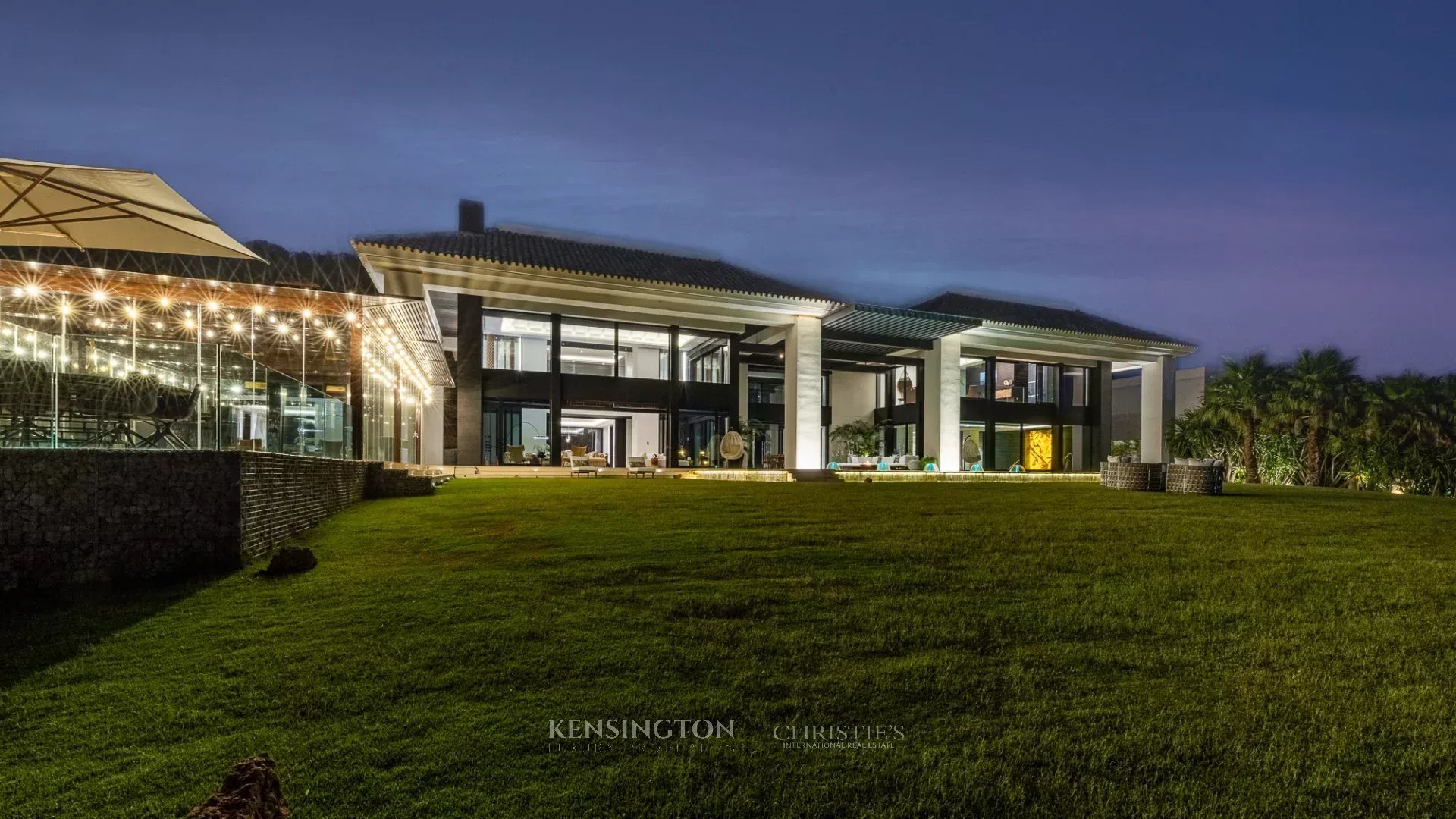 4 Bedroom Villa/Townhouse's Image 98
