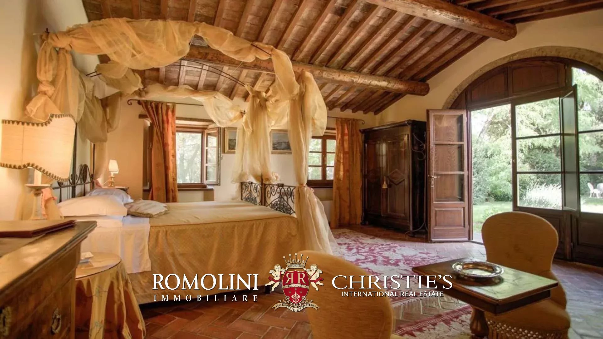 15 Bedroom Villa/Townhouse's Image 75