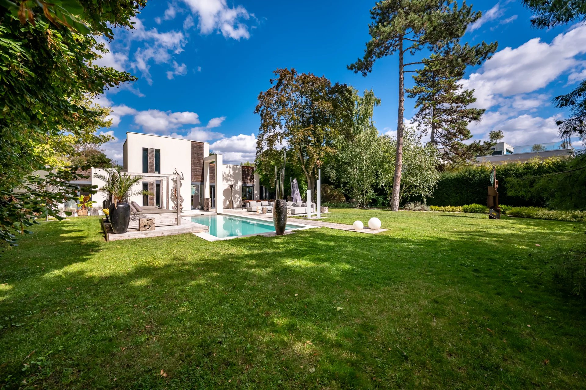 Maison Rueil-Malmaison  -  ref 86182670 (picture 1)