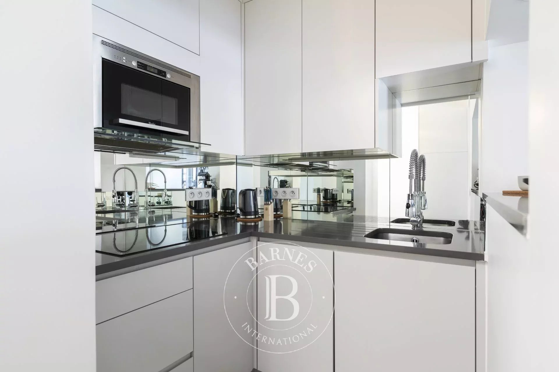 Daire Paris 3ème - picture 7