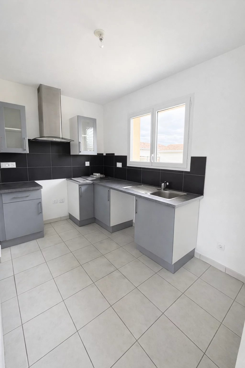 SALLES MAISON RECENTE TYPE 3 - Photo 4