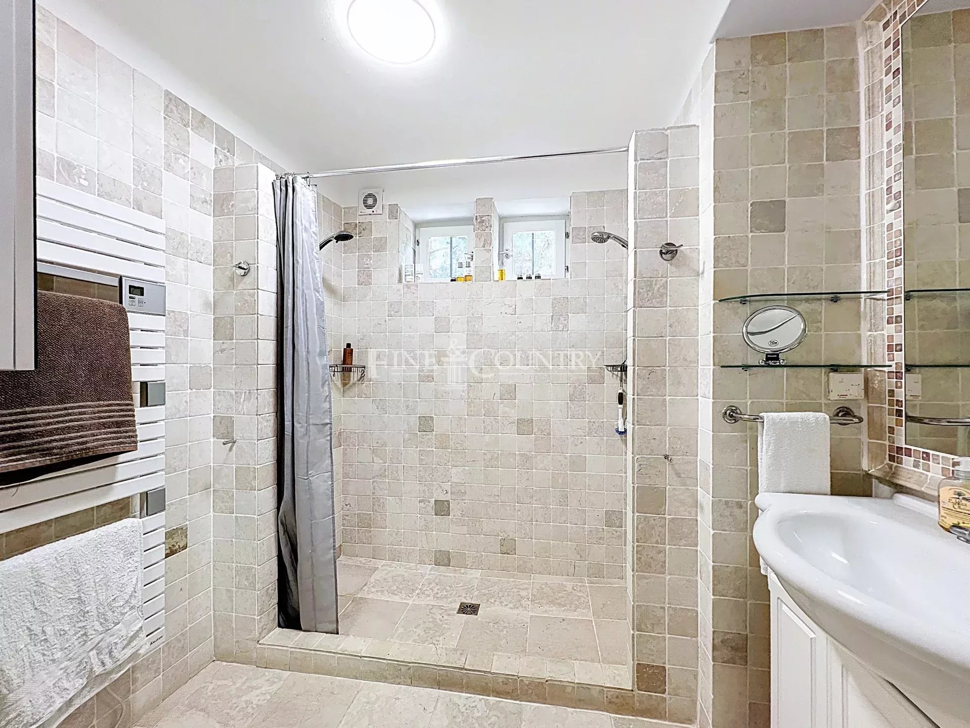 Photo of VILLA FOR SALE IN SEILLANS WITH VIEW AND POOL