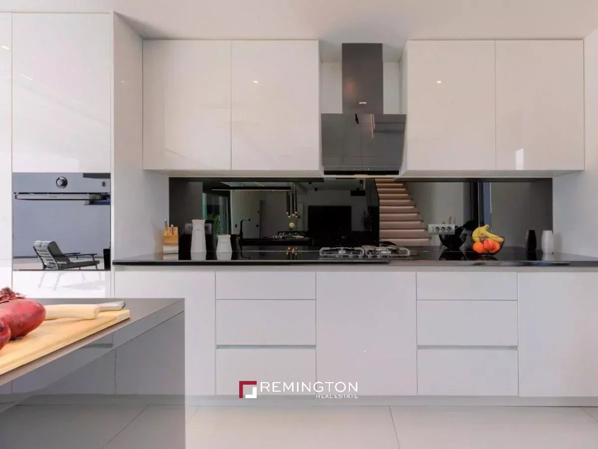 3 Bedroom Villa/Townhouse's Image 6