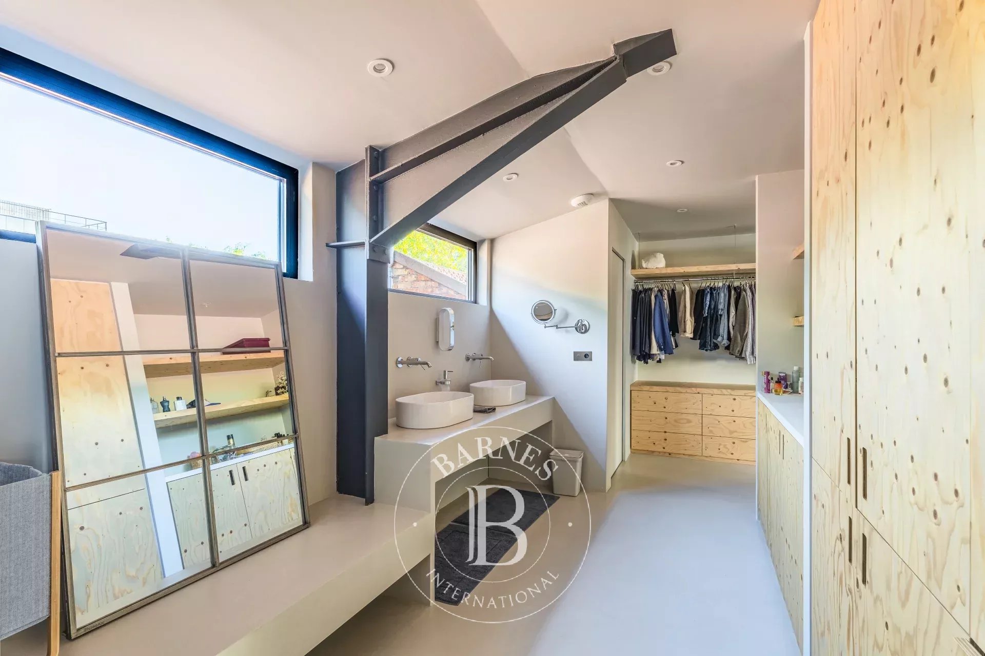 Loft Montreuil - picture 12