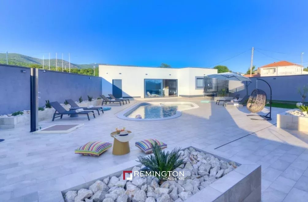 4 Bedroom Villa/Townhouse's Image 29