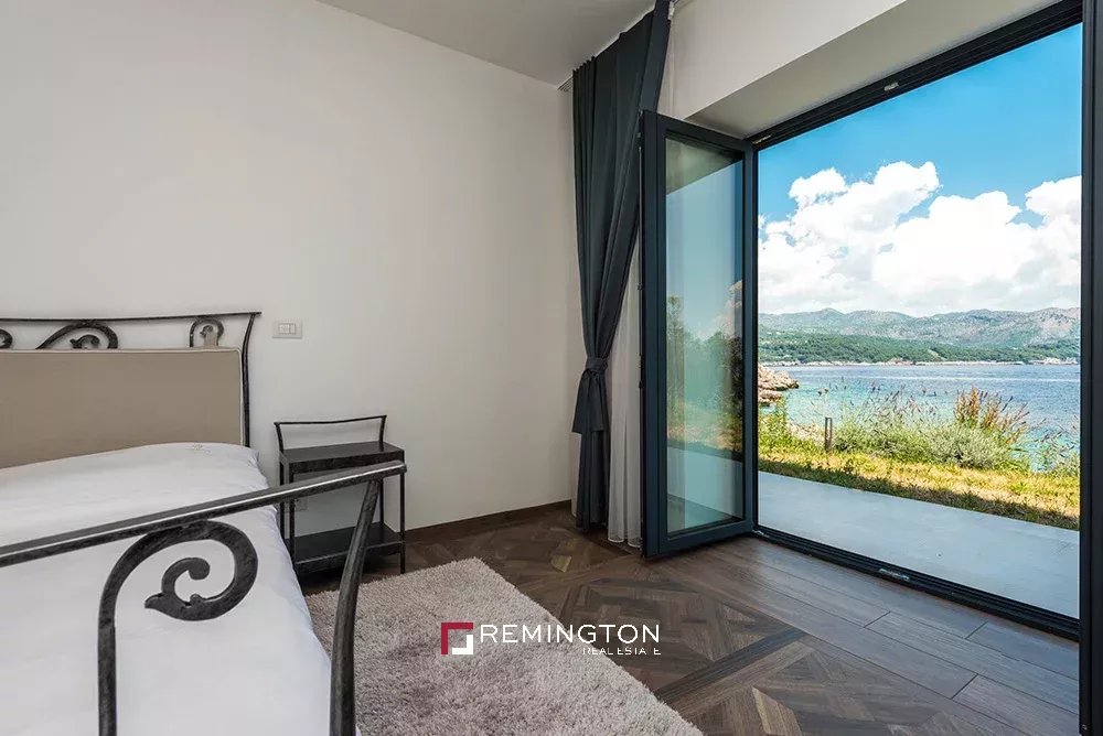 5 Bedroom Villa/Townhouse's Image 14