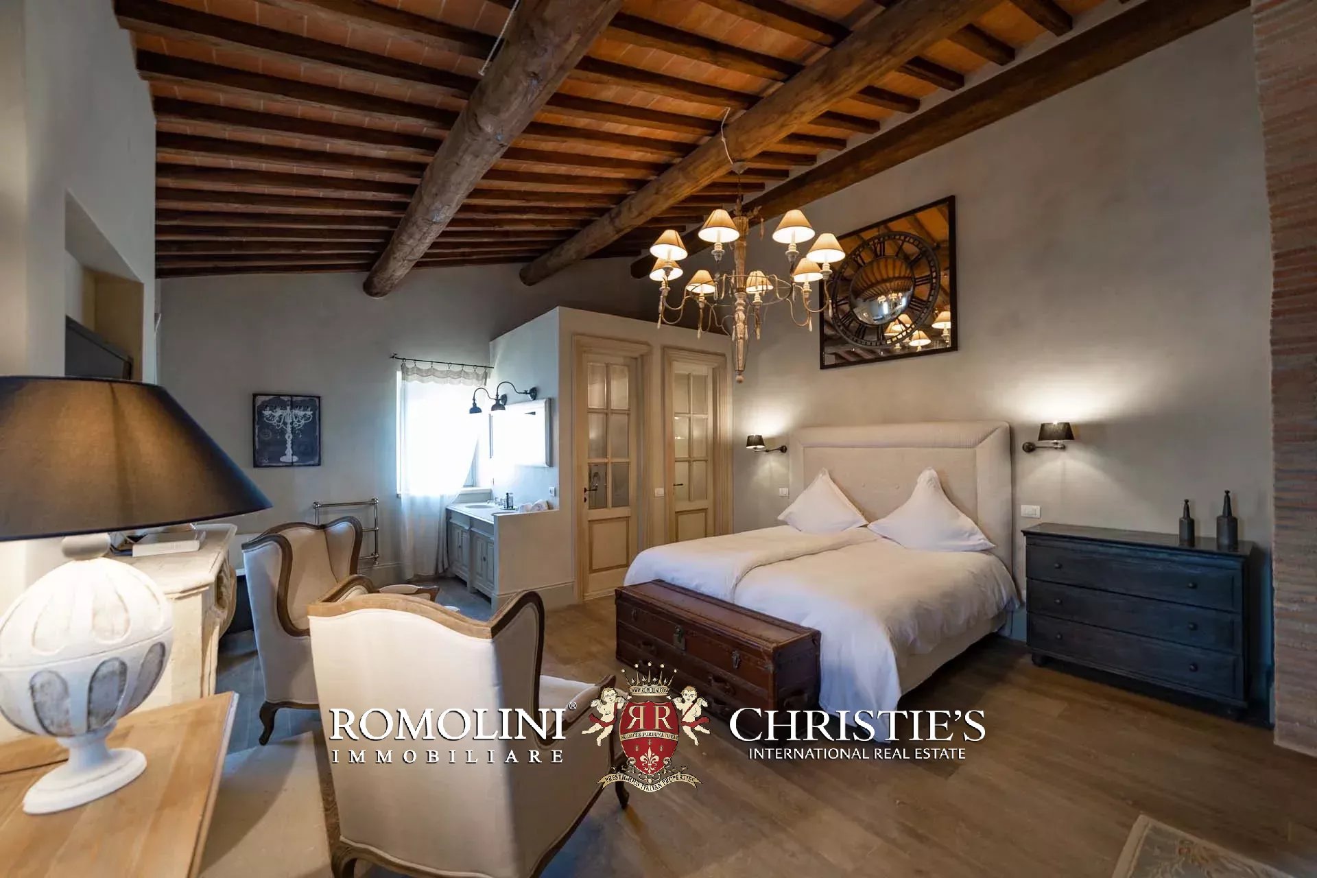 17 Bedroom Villa/Townhouse's Image 147