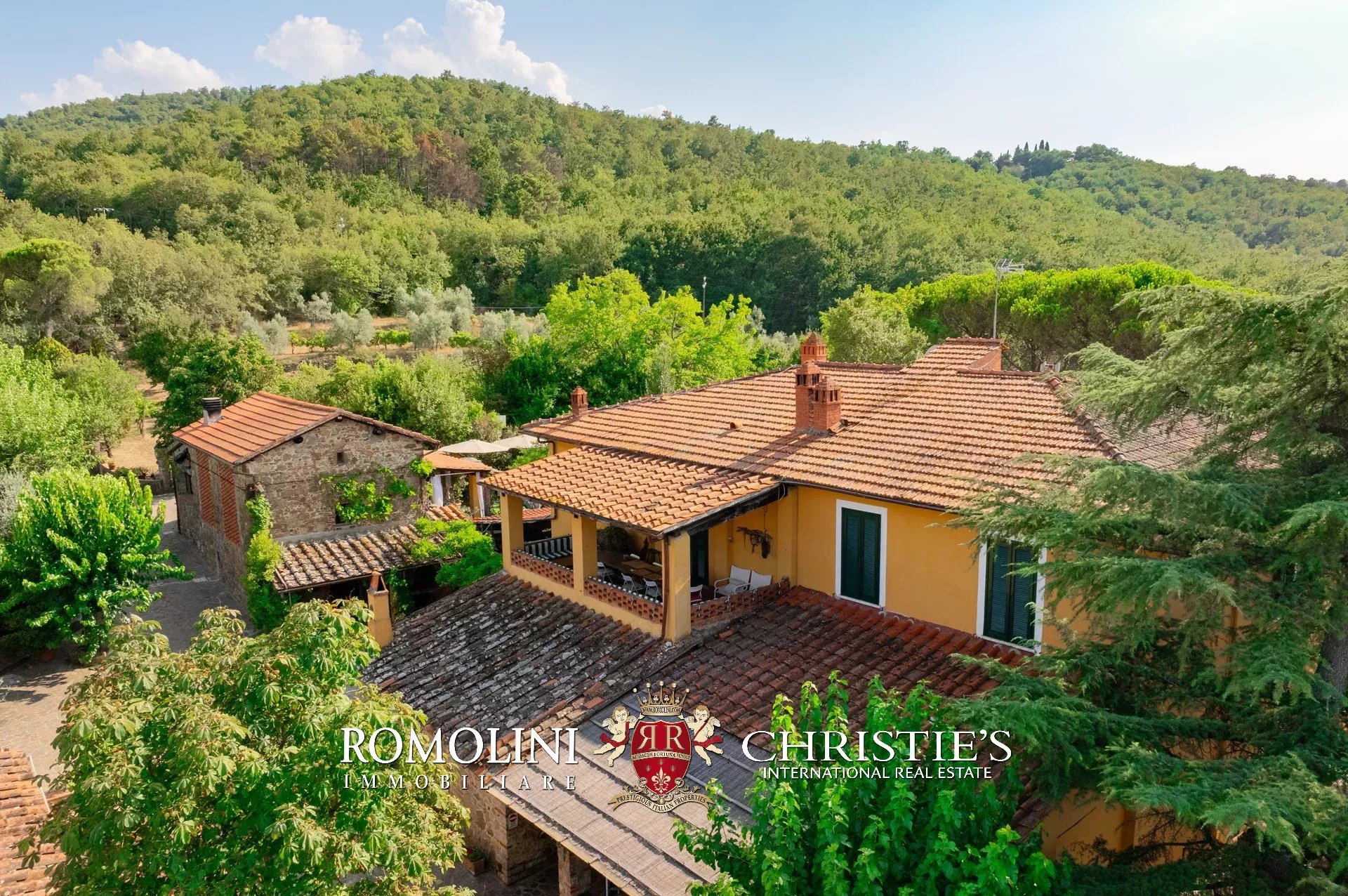 9 Bedroom Villa/Townhouse's Image 28