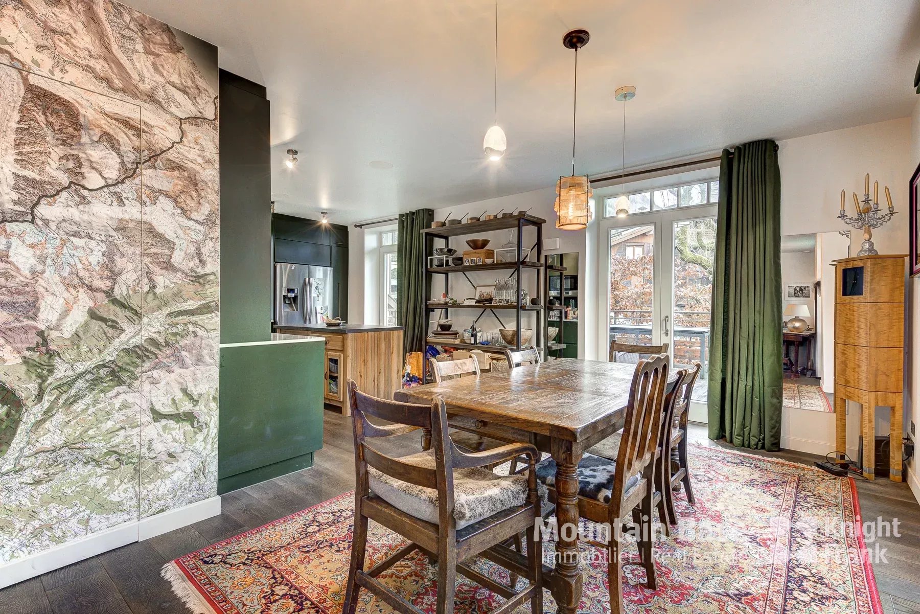 Photo of A beautifully renovated, 6-bedroom house in central Chamonix