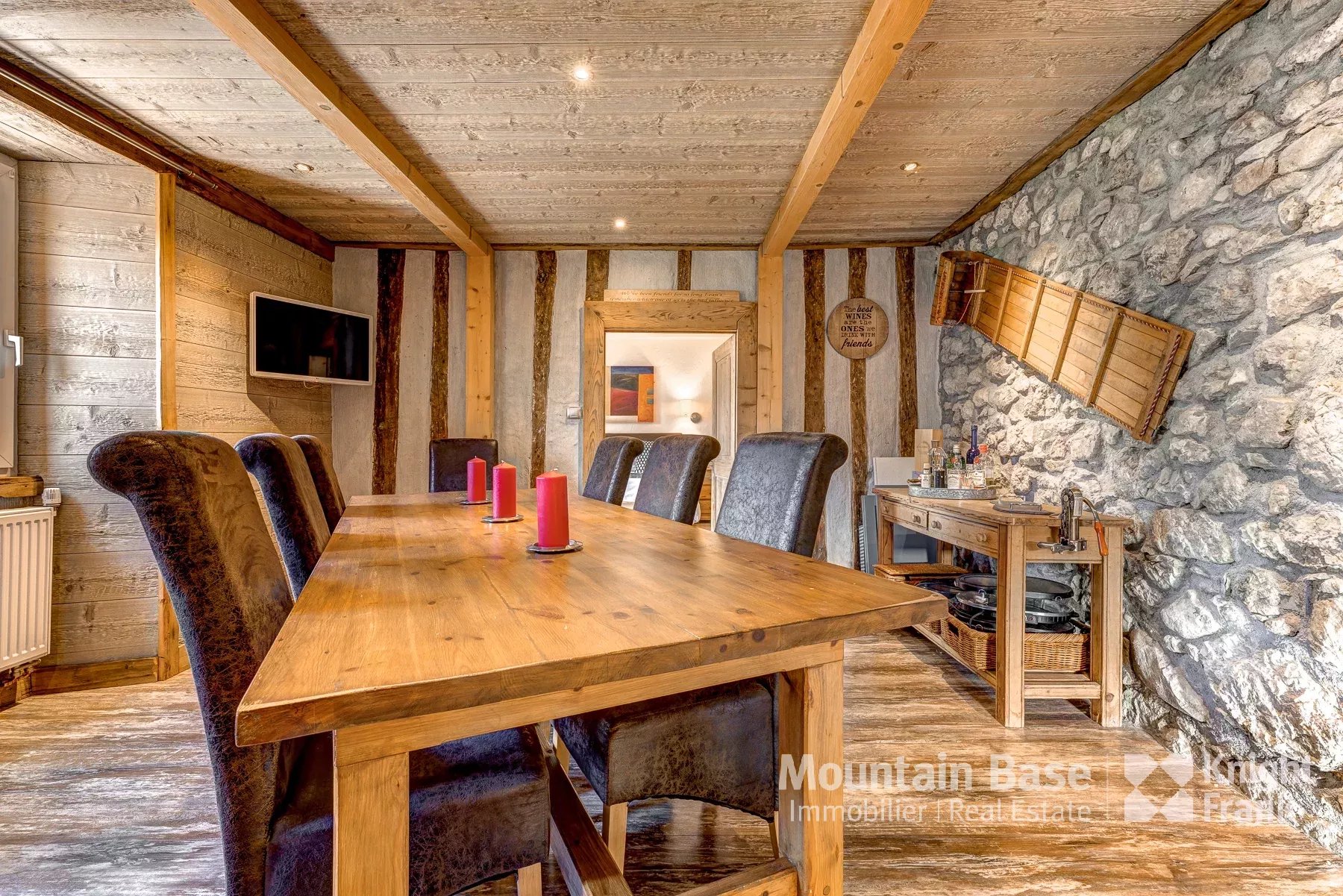 Photo of Renovated 6-Bedroom Farmhouse with Separate Apartment and Garden