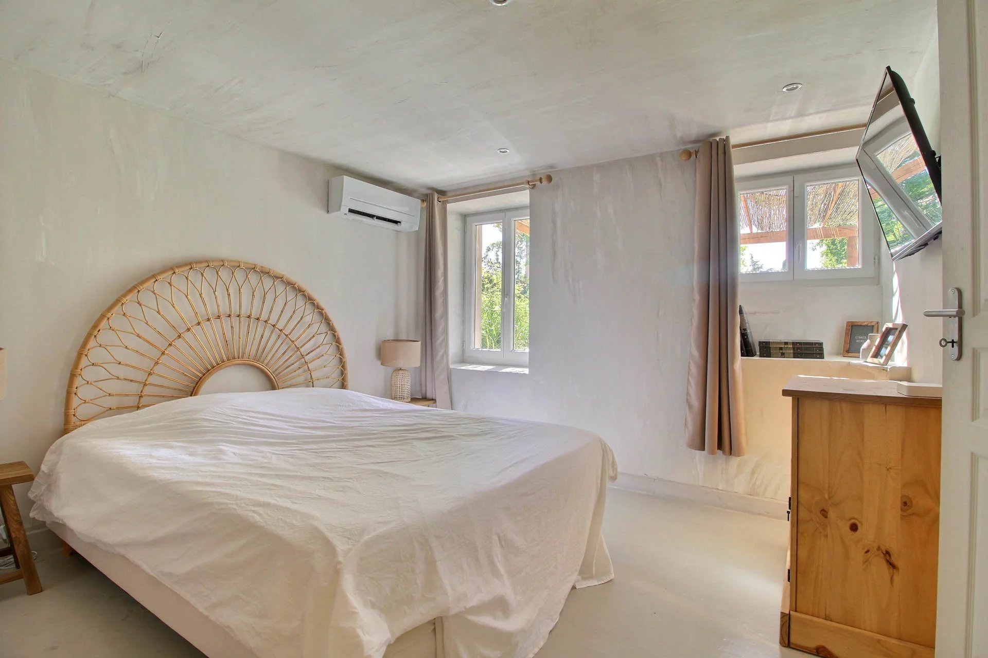 Renovated stone house in a quiet neighbourhood - Fayence