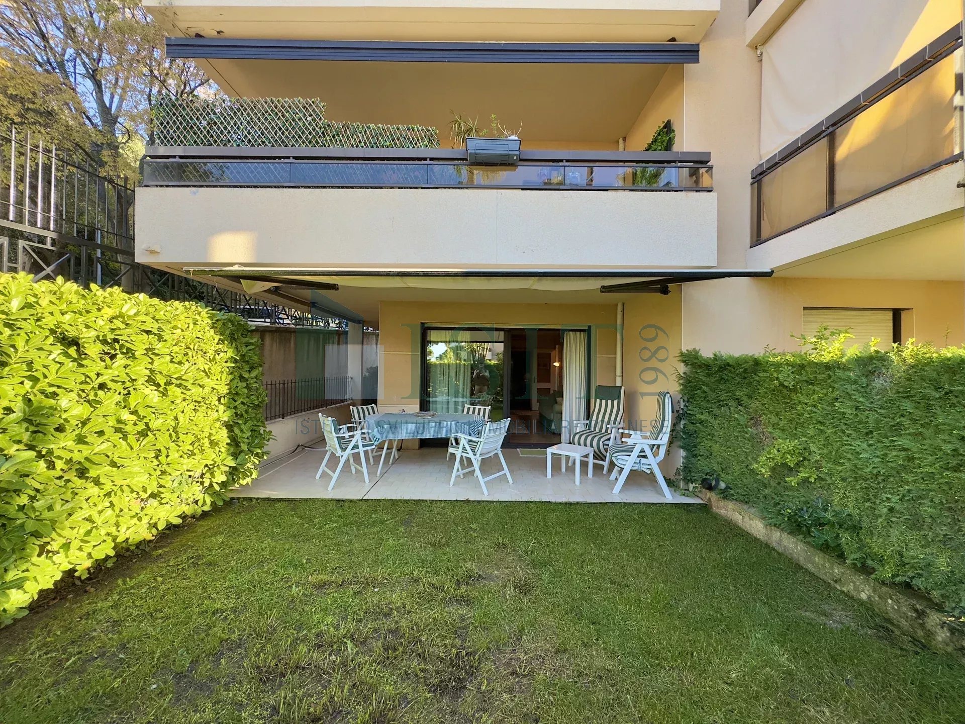 Appartement moderne à Cannes avec piscine et tennis