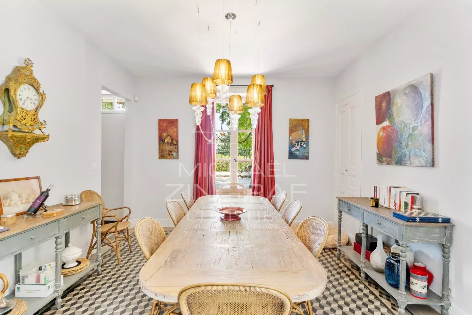6 Bedroom Villa/Townhouse's Image 10