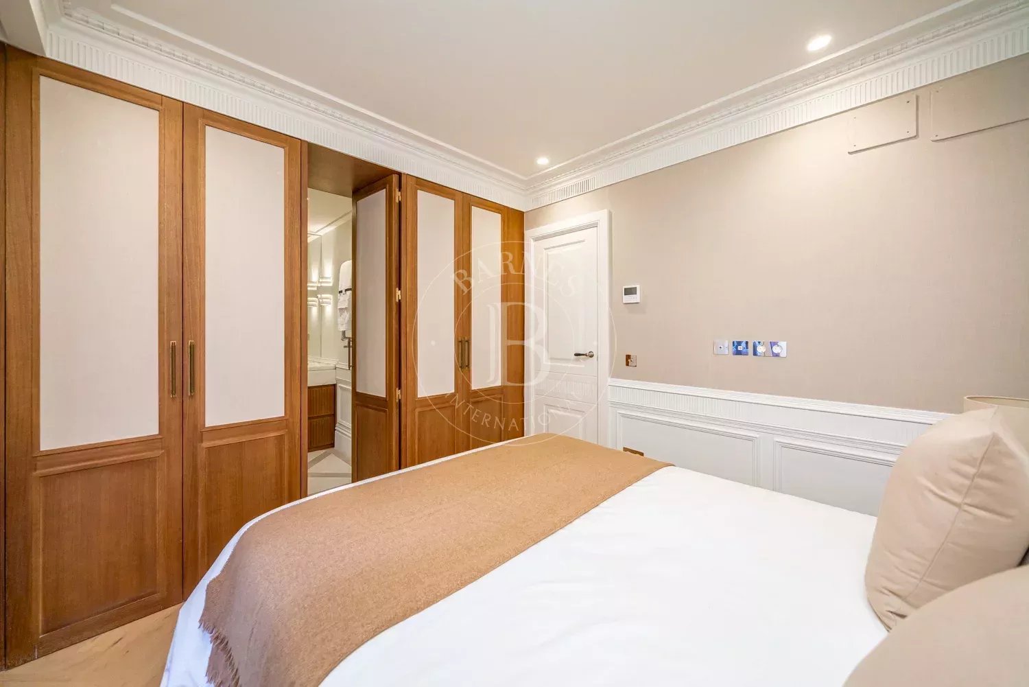 Daire Madrid - picture 15