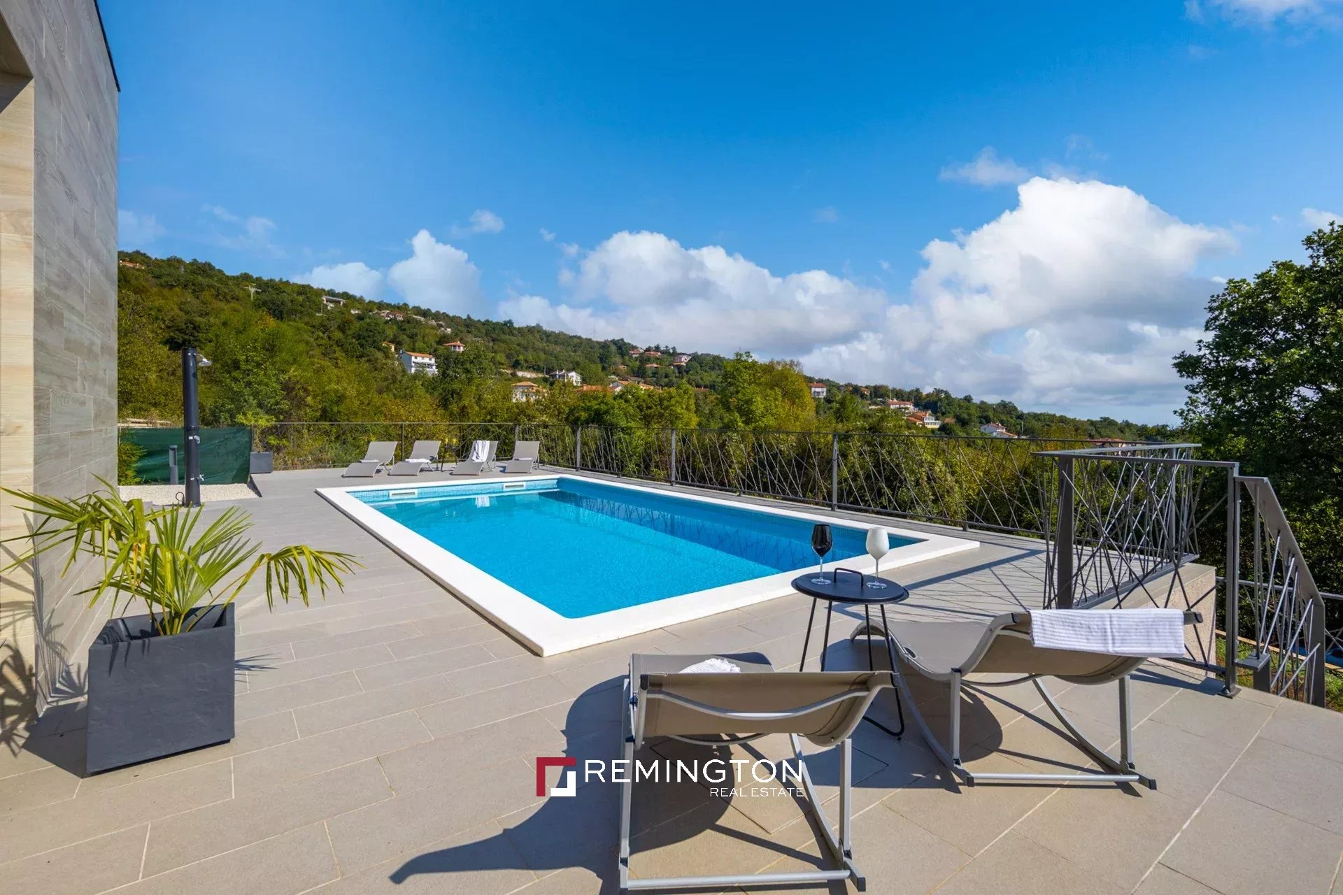 3 Bedroom Villa/Townhouse's Image 19