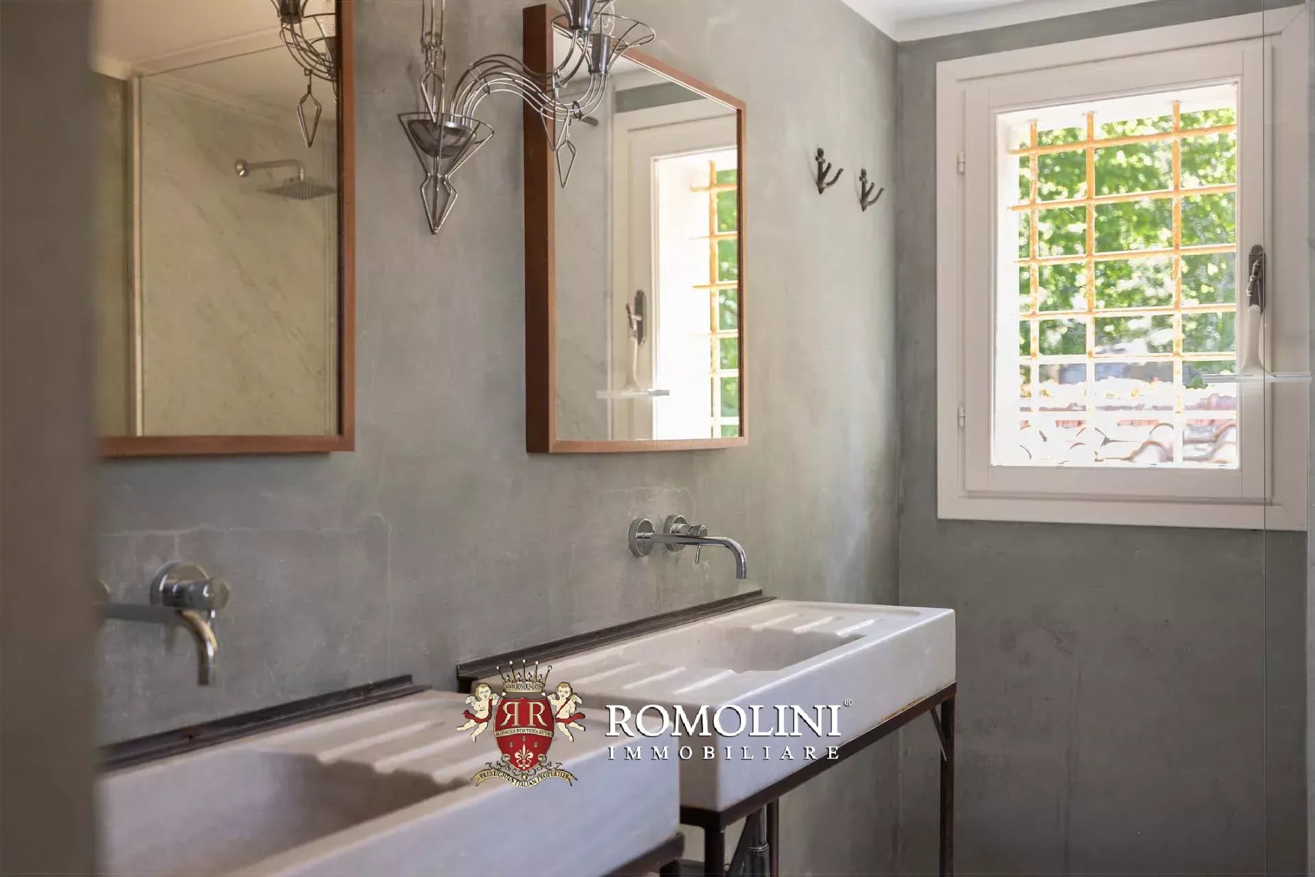 4 Bedroom Villa/Townhouse's Image 35