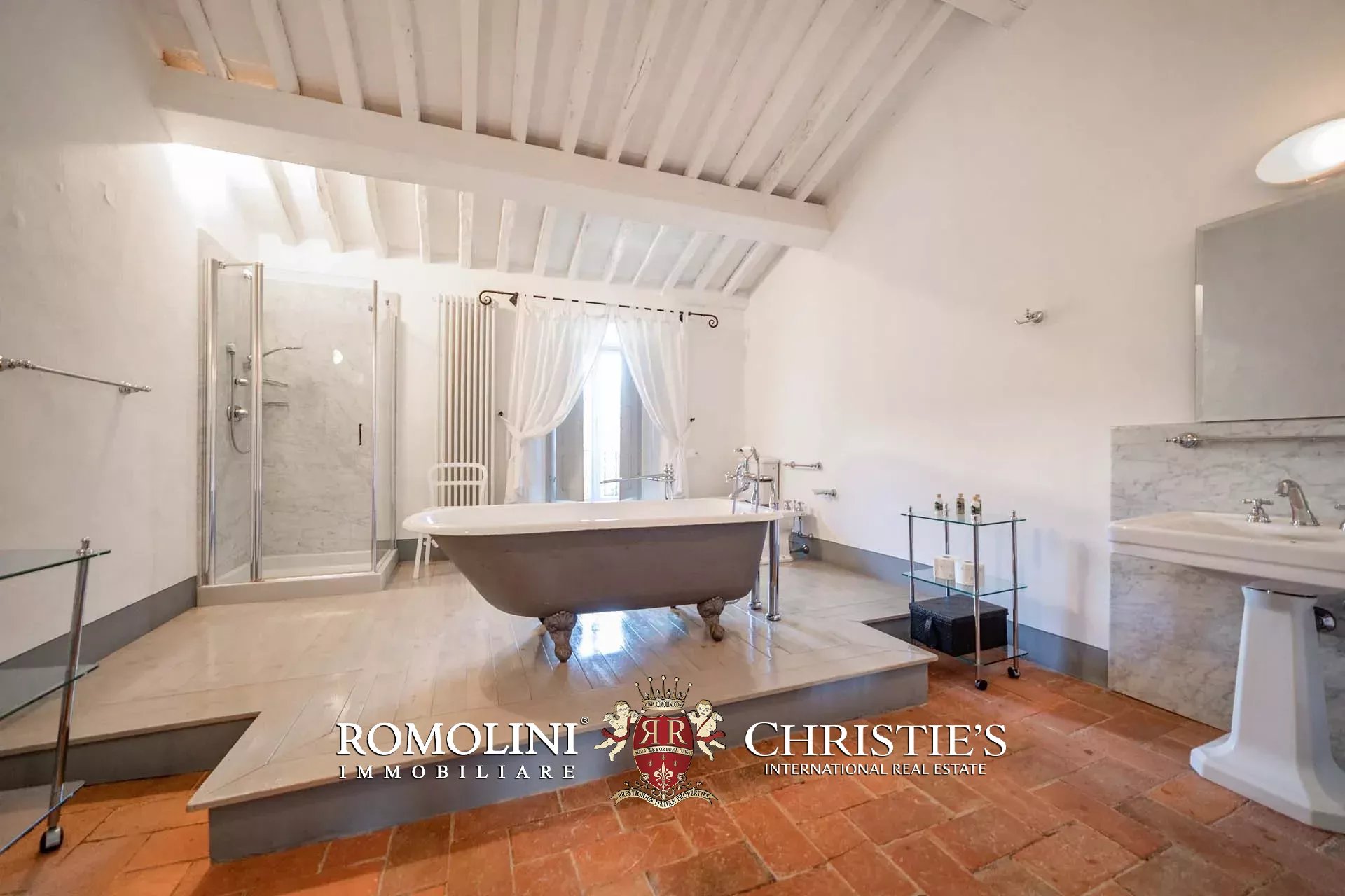 15 Bedroom Villa/Townhouse's Image 80