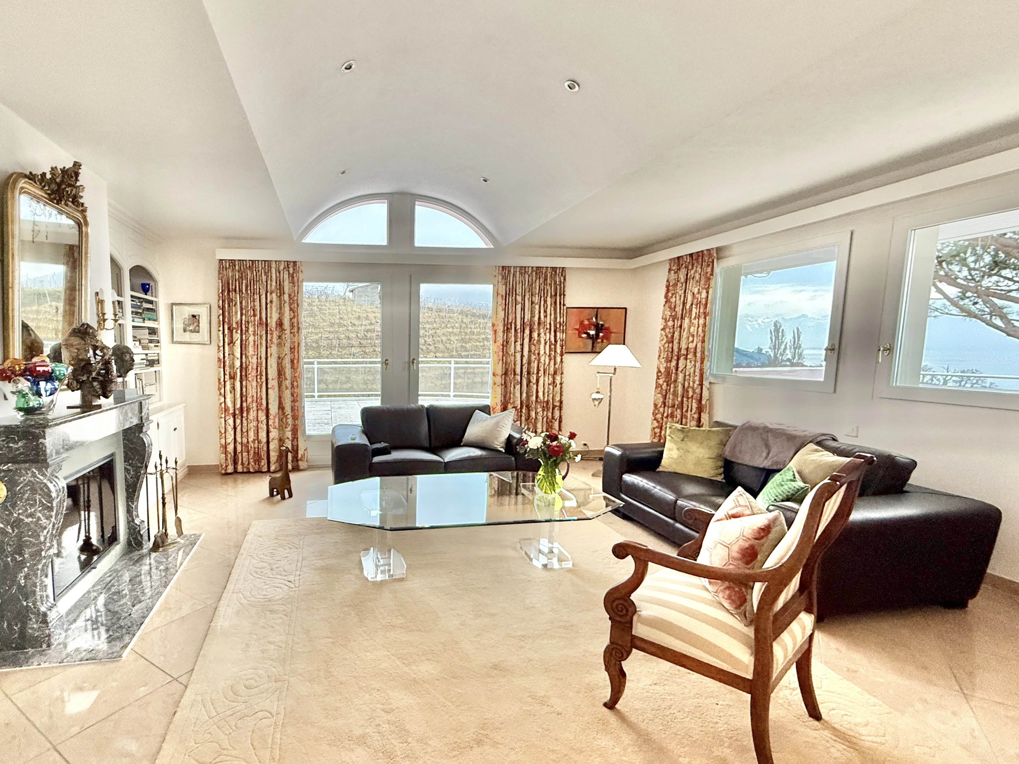 Prestigieuse Propriété d’Architecte avec Vue Panoramique