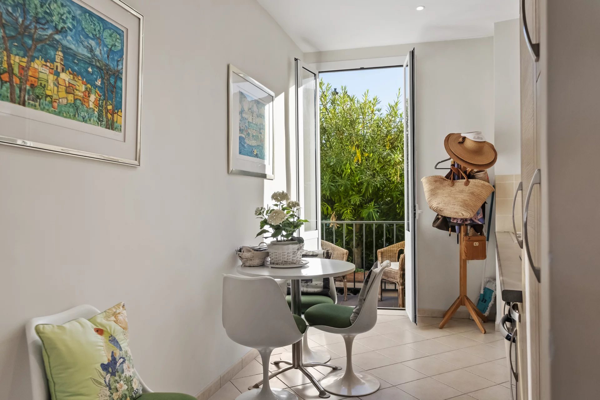 Tasteful 1-bedroom apartment in the port of Beaulieu-sur-Mer