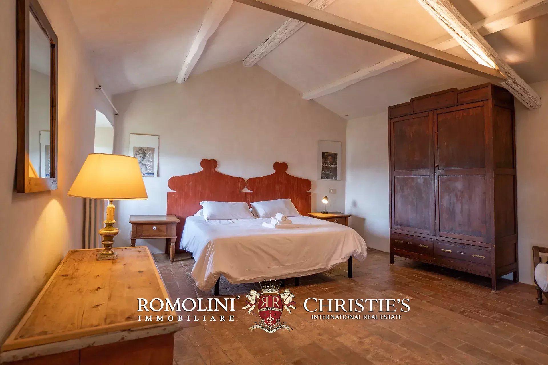 10 Bedroom Villa/Townhouse's Image 104