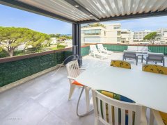 Elegant 2-Bedroom Luxury Apartment for Sale in Mandelieu, France — photo 5 of 7