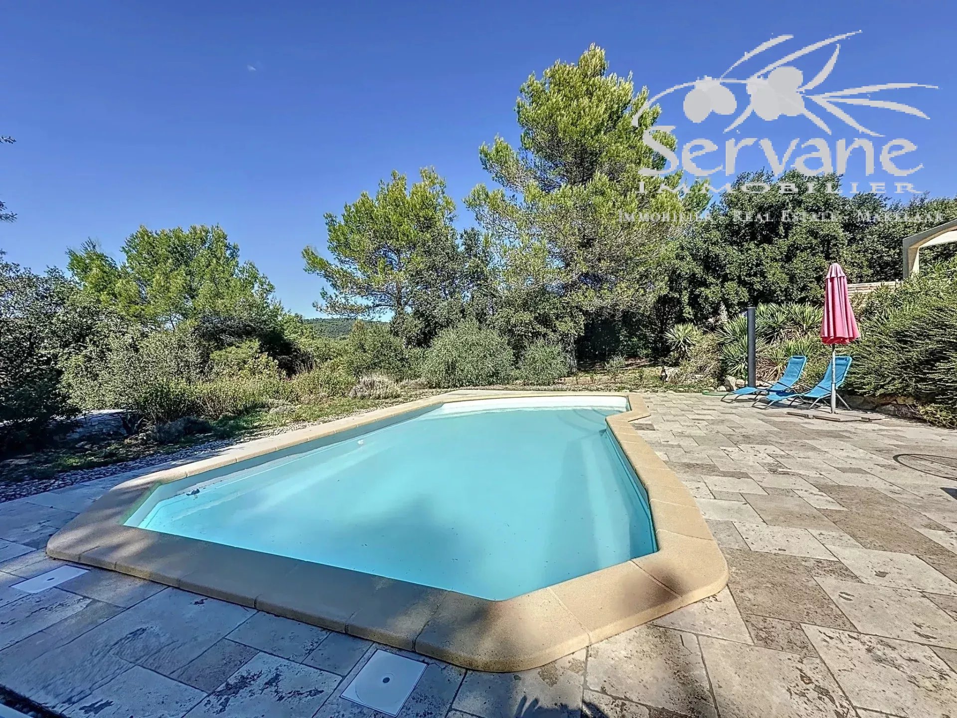 TAVERNES NICE 5 BEDROOMS VILLA IN A PEACEFULL ENVIRONMENT