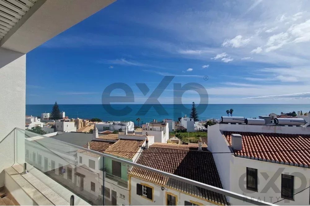 Edificio Habitacional  Chave na Mão com /piscina em condominio fechado Praia da Luz - Lagos