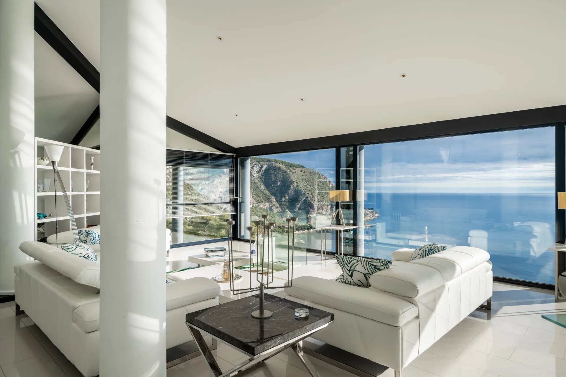 Exceptional Contemporary Villa with Panoramic Sea Views