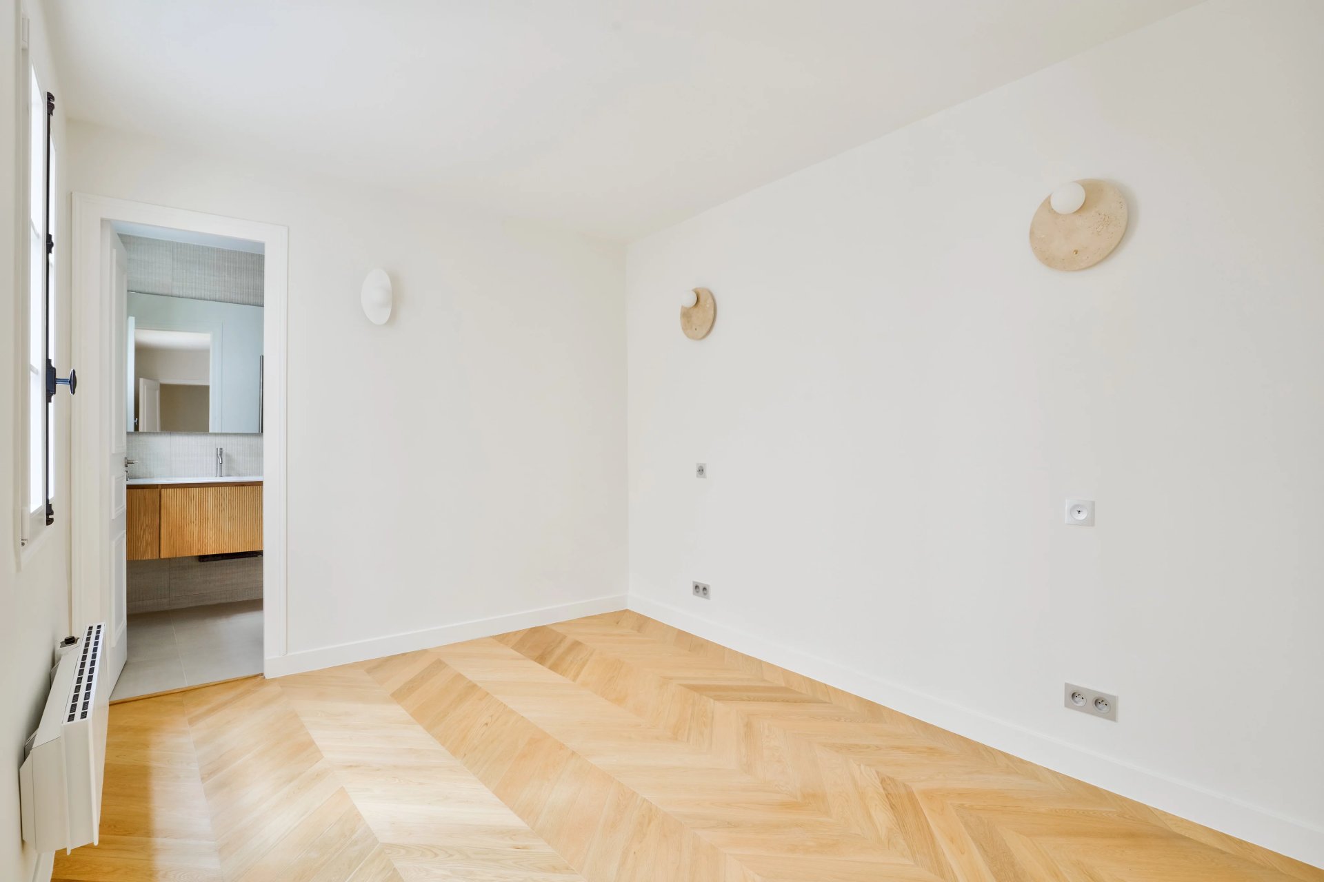 2 Bedroom Apartment/Flat's Image 11