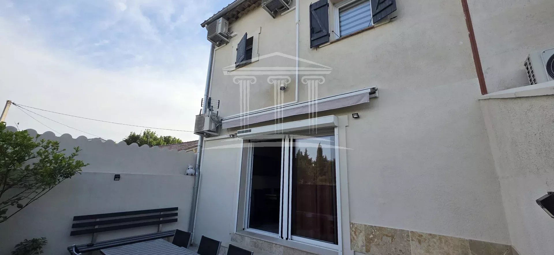 Agence immobilière de 