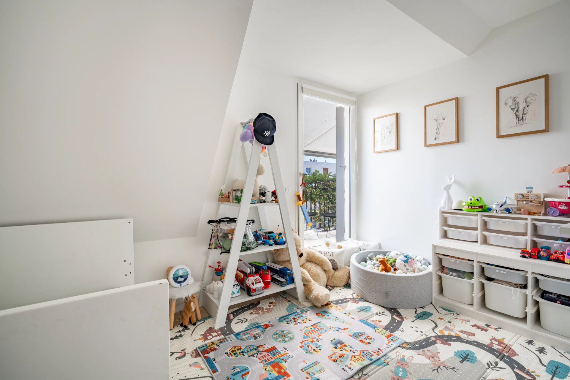 3 Bedroom Apartment/Flat's Image 11