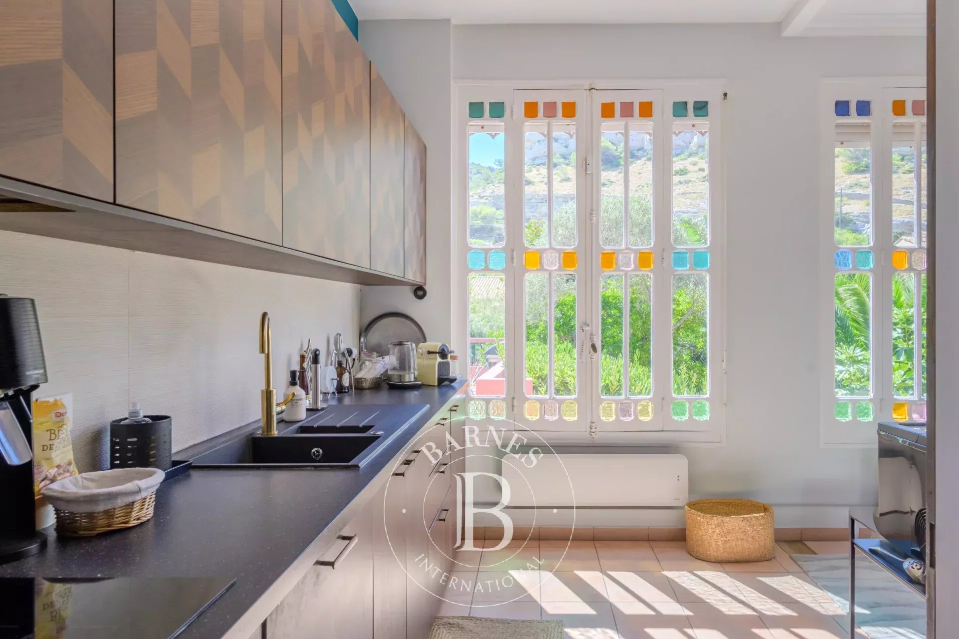 Ev Marseille 8ème - picture 8