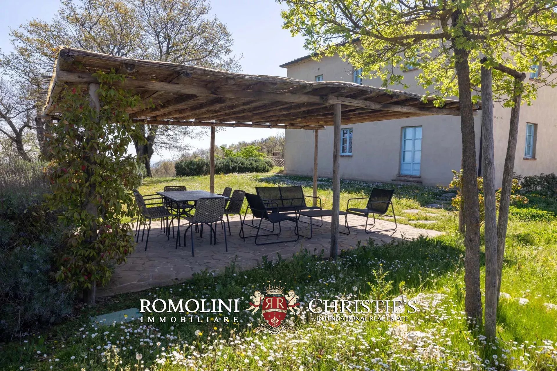 LUXUSANLAGE MIT 19 WOHNUNGEN IN DER TOSKANA, VAL D'ORCIA