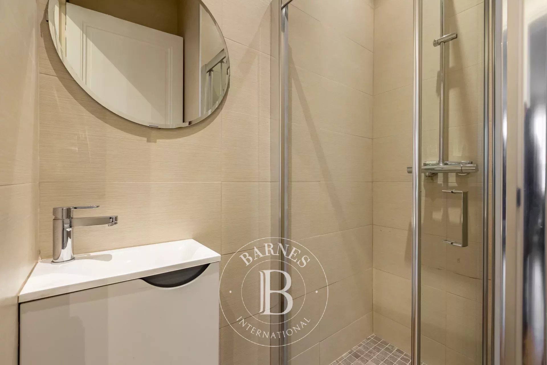 Daire Paris 16ème - picture 10